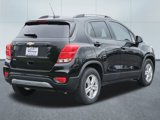 Used 2021 Chevrolet Trax LT w/ LT Convenience Package image 4