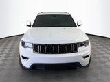 Used 2019 Jeep Grand Cherokee Laredo image 2