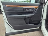 Used 2018 Honda CR-V Touring image 4