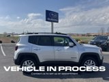 Used 2016 Jeep Renegade Latitude image 2