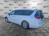 Used 2023 Chrysler Voyager LX image 3
