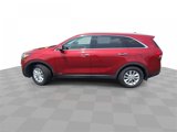 Used 2017 Kia Sorento LX w/ LX Convenience Package image 5