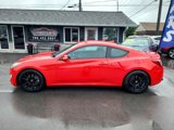 Used 2015 Hyundai Genesis 3.8 image 2
