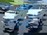 Used 2015 Chrysler Town & Country Touring image 4