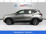 Used 2022 Kia Seltos EX image 2