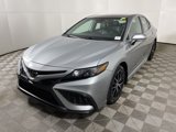 Used 2024 Toyota Camry SE image 4