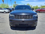 Used 2019 Jeep Grand Cherokee Laredo image 2