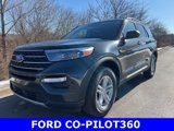 Used 2022 Ford Explorer XLT w/ Equipment Group 202A image 3