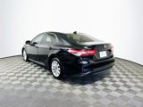 Used 2020 Toyota Camry LE image 6