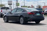 Used 2023 Nissan Altima 2.5 SV image 5