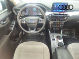Used 2020 Ford Escape SE image 3