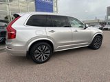 Used 2022 Volvo XC90 T5 Momentum image 3