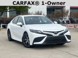 Used 2023 Toyota Camry SE image 2