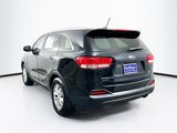Used 2017 Kia Sorento LX image 5