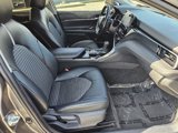 Used 2021 Toyota Camry SE image 4