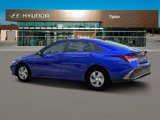 New 2025 Hyundai Elantra SE image 4