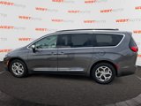 Used 2022 Chrysler Pacifica Limited image 2