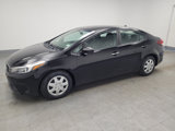 Used 2017 Kia Forte LX image 2