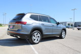 Used 2023 Volkswagen Atlas SE image 3