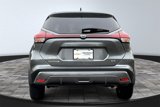 Used 2023 Nissan Kicks SR image 4