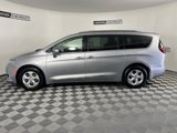 Used 2017 Chrysler Pacifica Touring-L Plus image 3