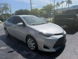 Used 2018 Toyota Corolla LE image 2