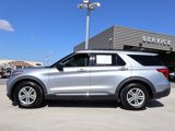 Used 2020 Ford Explorer XLT w/ Equipment Group 202A image 2