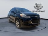 Used 2018 Chevrolet Trax LS image 2