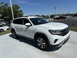 Used 2021 Volkswagen Atlas SE image 2