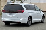 Used 2022 Chrysler Pacifica Limited image 4