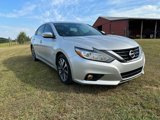 Used 2017 Nissan Altima 2.5 SL w/ Moonroof Package image 2