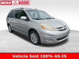 Used 2010 Toyota Sienna XLE image 1