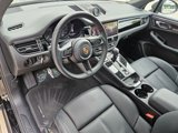 Used 2024 Porsche Macan image 4
