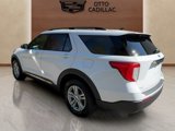 Used 2021 Ford Explorer XLT image 3