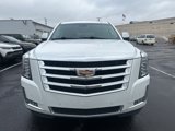 Used 2019 Cadillac Escalade Luxury image 2
