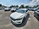 Used 2022 Volkswagen Passat 2.0T SE image 3