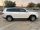 Used 2013 Toyota Highlander Plus image 3