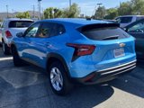 Used 2025 Chevrolet Trax LS w/ LS Convenience Package image 4