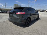 Used 2022 Ford Edge SE w/ Black Appearance Package image 6