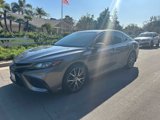 Used 2022 Toyota Camry SE image 3