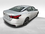 Used 2023 Nissan Altima 2.5 SR image 3