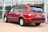 Used 2013 Chrysler Town & Country Touring image 5