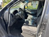 Used 2011 Nissan Frontier SV image 5