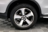 Used 2018 Mercedes-Benz GLC 300 4MATIC image 4