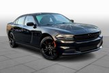 Used 2018 Dodge Charger SXT w/ Blacktop Package image 2