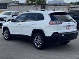 Used 2020 Jeep Cherokee Latitude Plus image 3