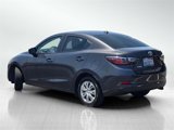 Used 2019 Toyota Yaris L image 6