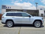 Used 2023 Jeep Grand Cherokee L Laredo image 2