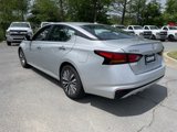 Used 2024 Nissan Altima 2.5 SV image 5