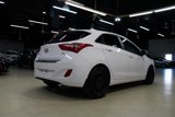 Used 2016 Hyundai Elantra GT image 3